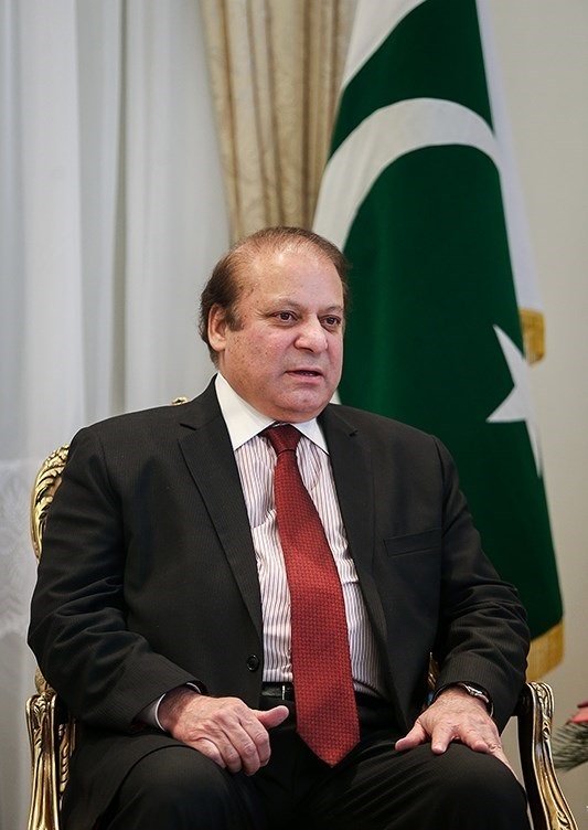 Former PM Nawaz Sharif Departs for London on Foreign Airline