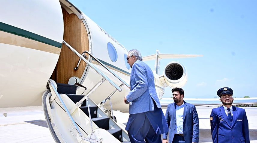 Deputy Prime Minister Leaves Egypt for Pakistan