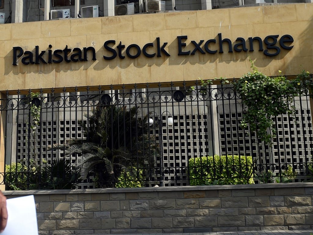 PSX Bullish as KSE-100 Index Gains 4,639 Points