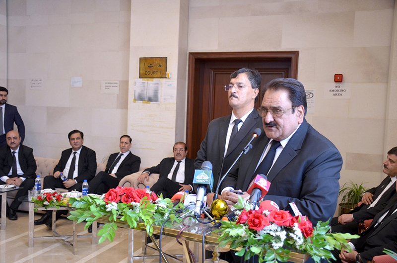 Balochistan High Court Chief Justice Addresses Legal Fraternity in Quetta