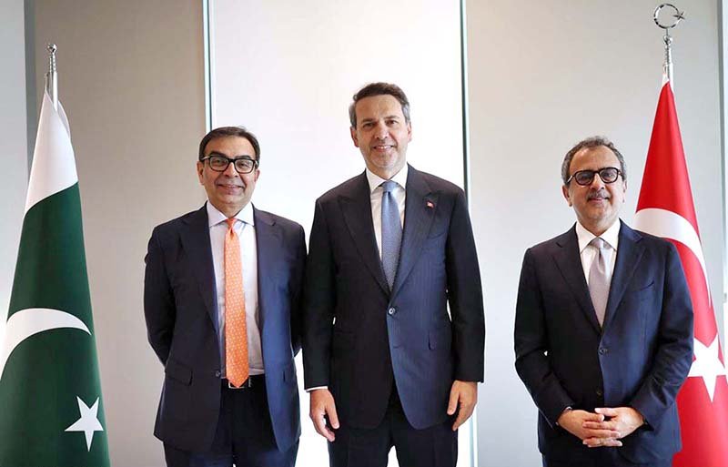 Pakistan and Türkiye Discuss Energy Cooperation in High-Level Meeting