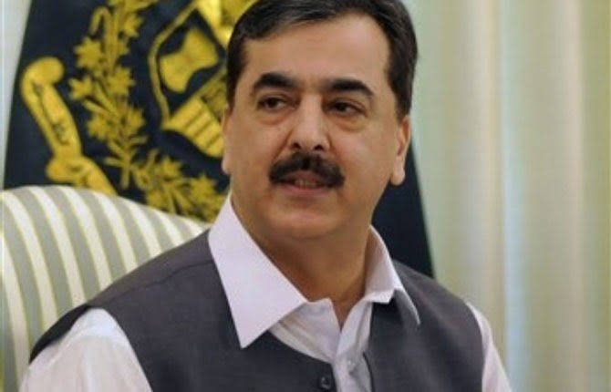 Senate Chairman Gilani Offers Condolences to Murree Express Victims