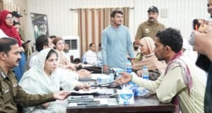 Punjab CM Complaints Cell Holds Grievance Hearing in Multan