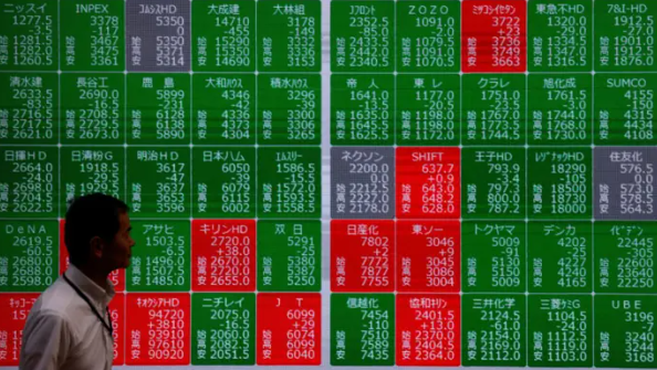 Japan’s Nikkei Surpasses 72,000 Mark Amid AI Investment Surge