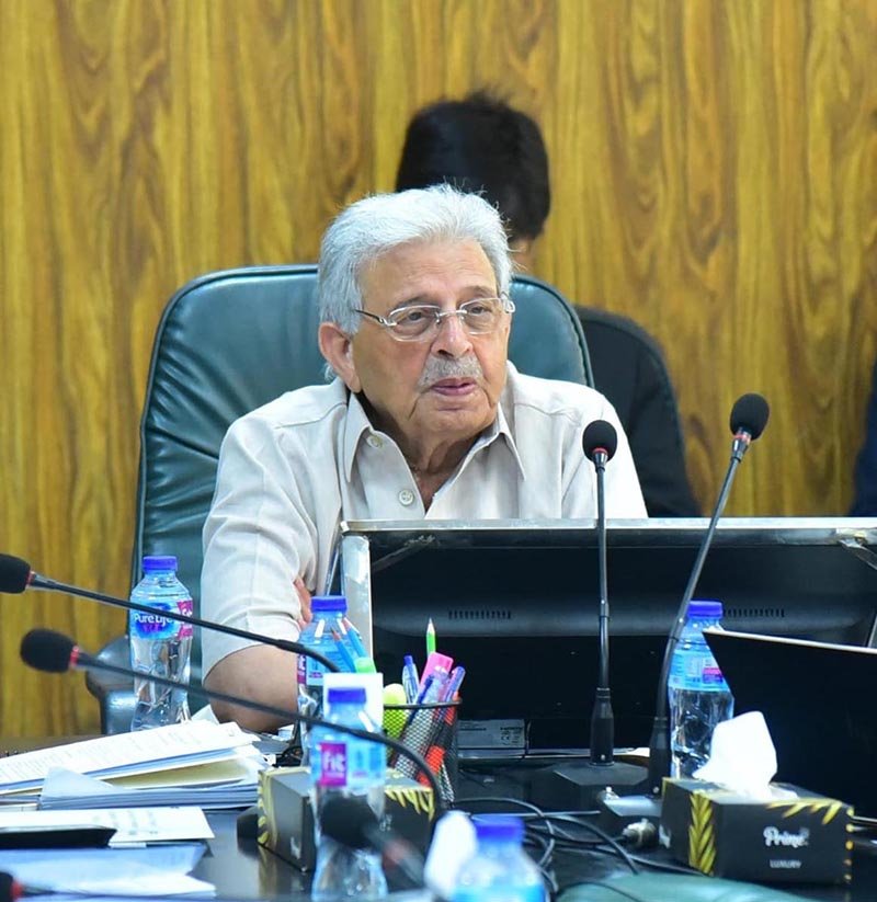 Pakistan Confirms Adequate Wheat Stocks, Vows Action Against Hoarders