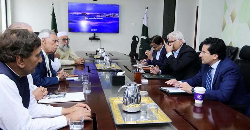 Petroleum Minister Discusses Challenges with Pakistan Petroleum Dealers Association