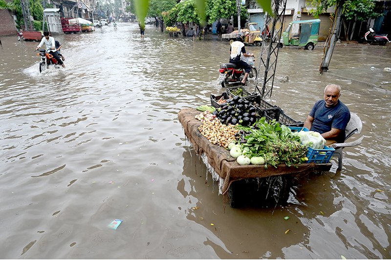 Heavy Rainfall Causes Flooding in Lahore, Disrupting Daily Life
