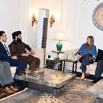 Chairman Senate Meets Pakistan Crypto Council Chief At Eidgah Sharif
