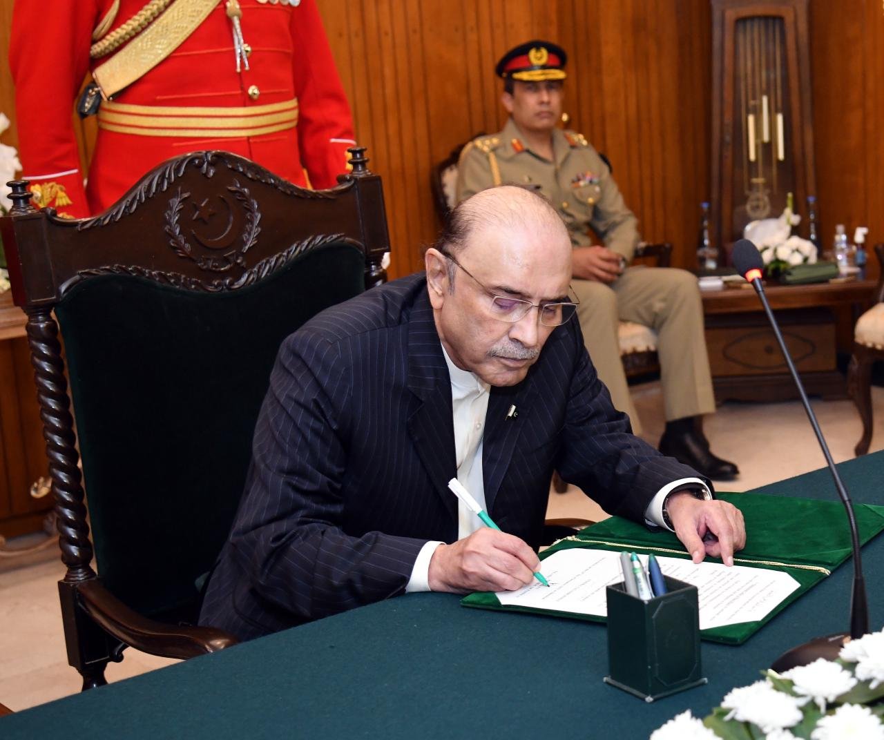 President Zardari Congratulates Canada on National Day, Highlights Strong Bilateral Ties