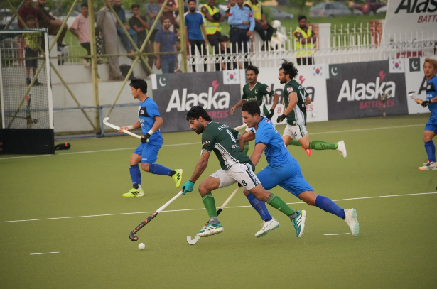 Pakistan Triumphs Over South Korea 3-1 In Hockey Series Opener