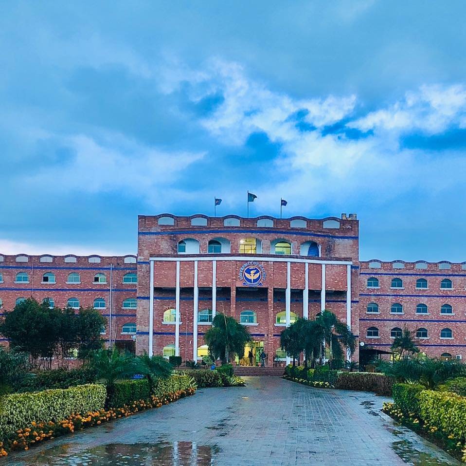 USKT Aviation Students Gain Insights at Sialkot Airport Visit