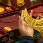 Gold Prices Drop By Rs1,800 Per Tola In Pakistan