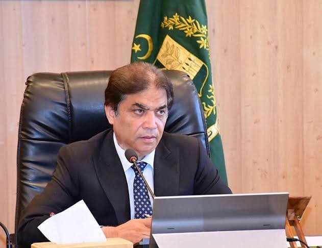 Minister Abbasi Commends Security Forces for Balochistan Operation Success