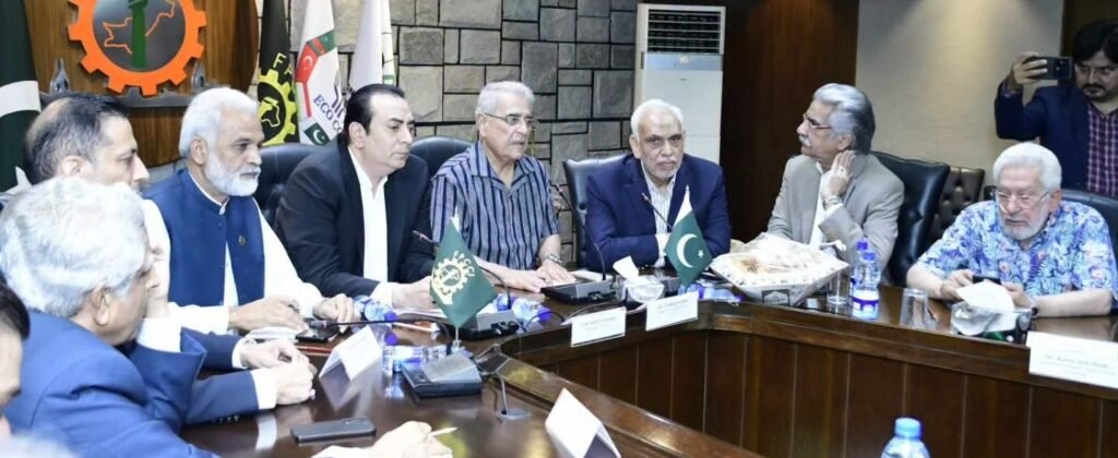 ICCI Delegation Congratulates FPCCI President on National Honour