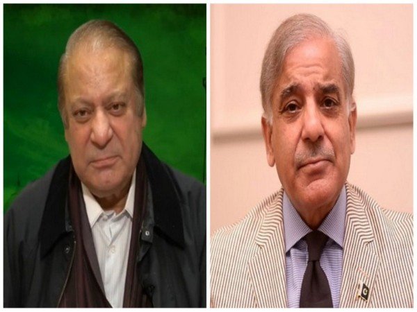 PM Shehbaz Sharif Holds Talks with Nawaz Sharif in Raiwind