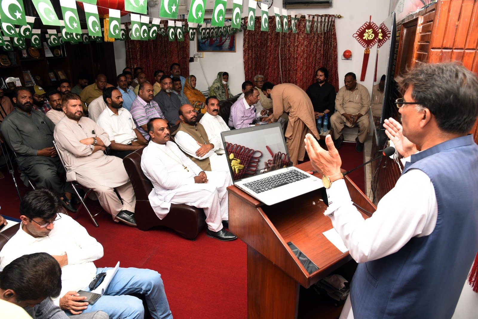 NLD Hosts Session on Succession Act 1925 in Peshawar