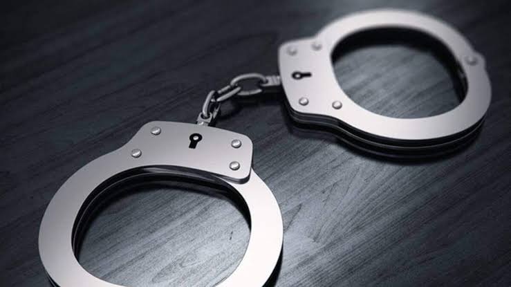 Sukkur Police Arrest Four in Brothel Raid, Including Two Women