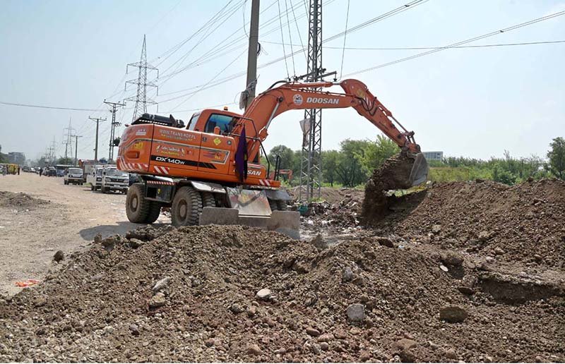 CDA Initiates Major Overhaul of Islamabad Expressway Service Road
