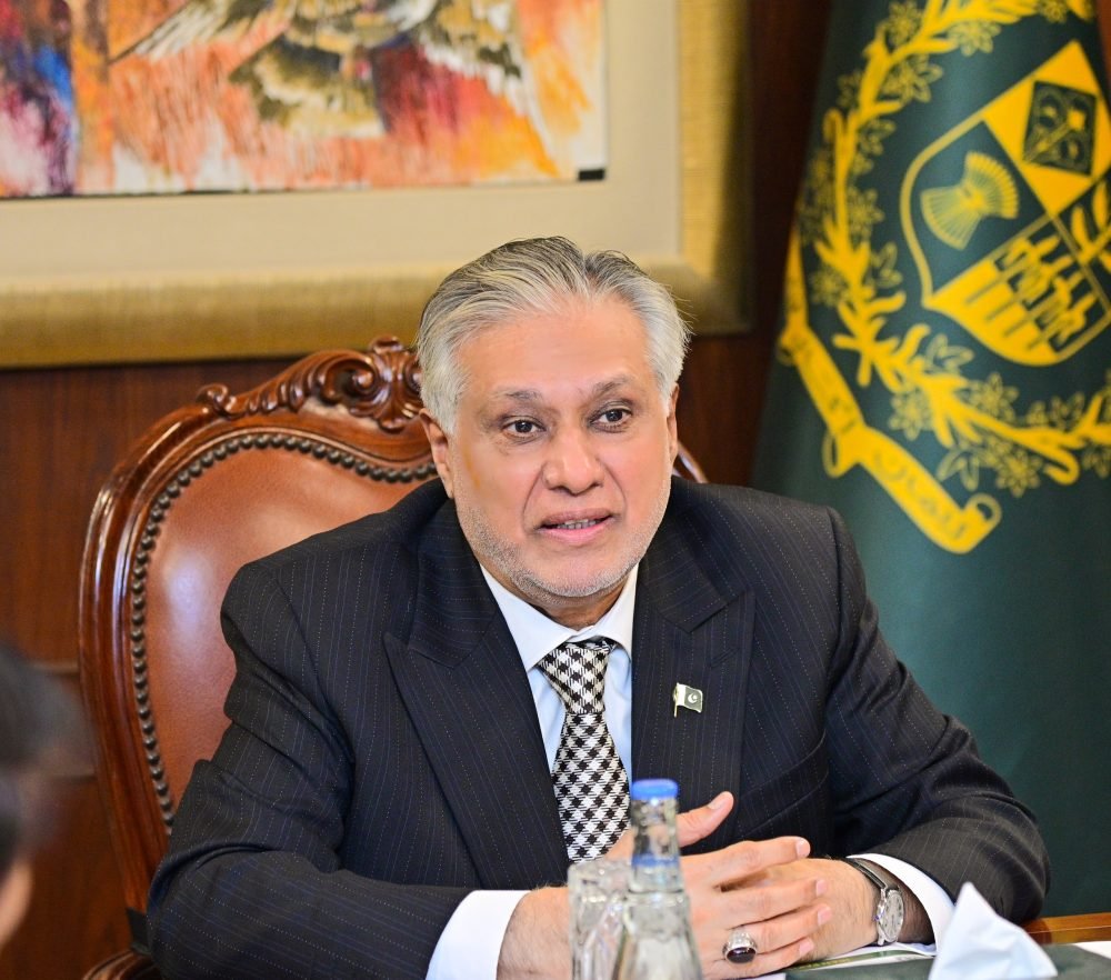 Deputy PM Condemns Houthi Drone Attack on Saudi City Taif