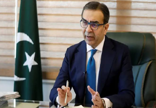 Muhammad Ali Outlines Economic Growth Strategy at Islamabad Business Summit
