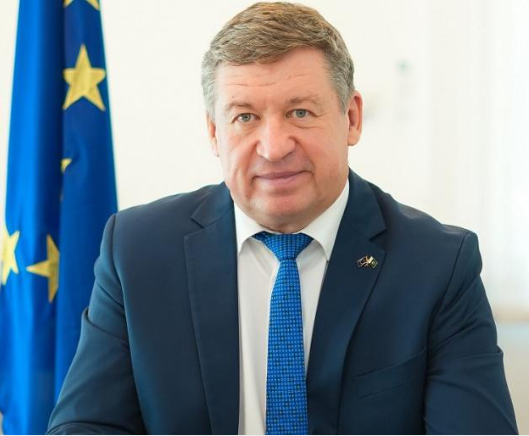 EU Ambassador Discusses Future of GSP Plus with APTMA Leaders