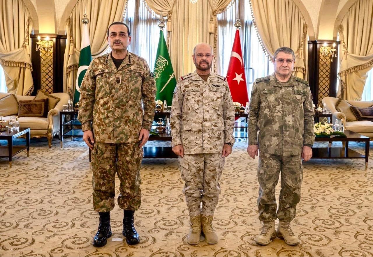 Defence Chiefs of Saudi Arabia, Pakistan, Türkiye Convene in Riyadh